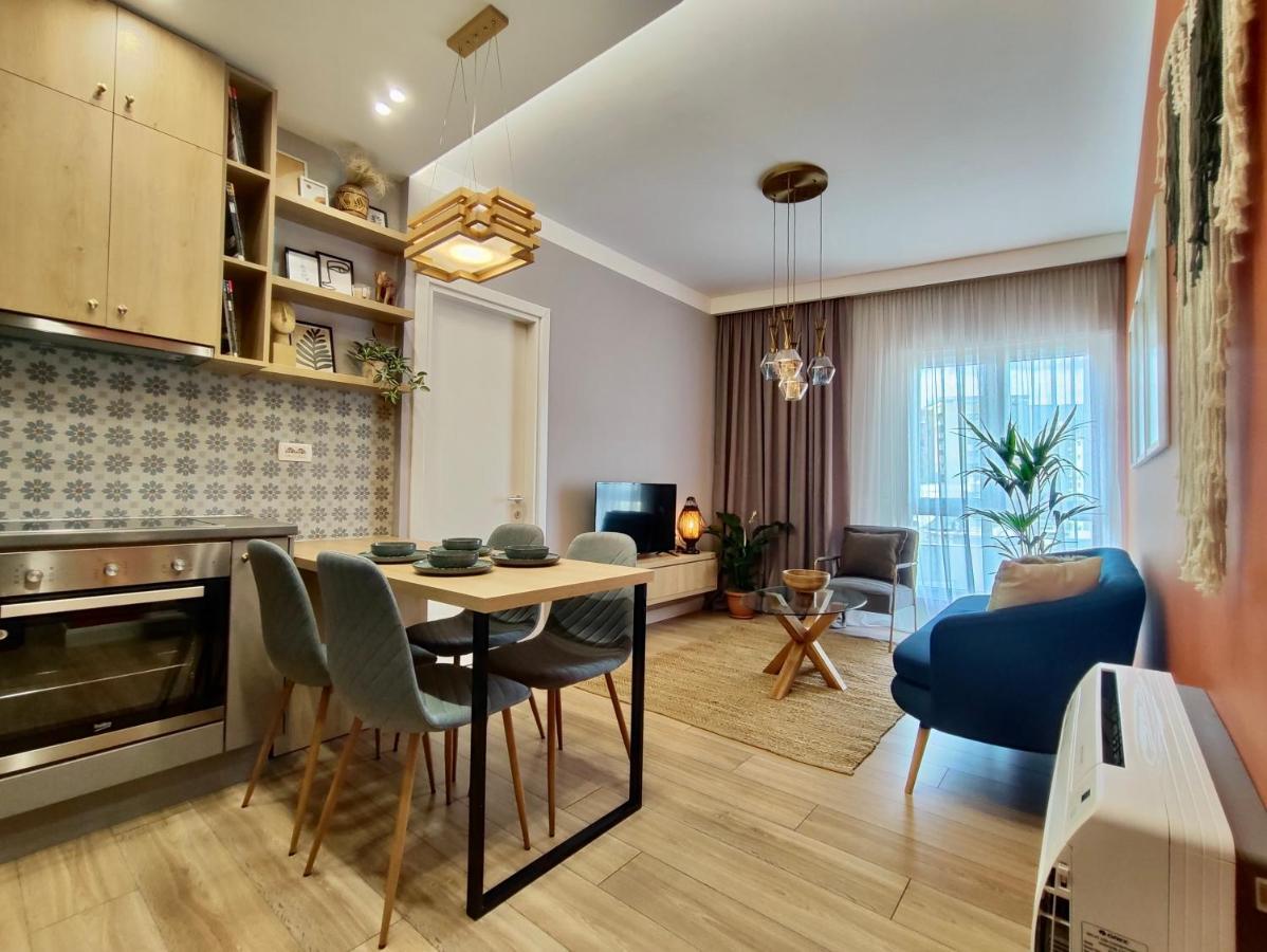 Modern Style 2Br-Apt - 10Min To Skanderbeg Square Appartement Tirana Buitenkant foto